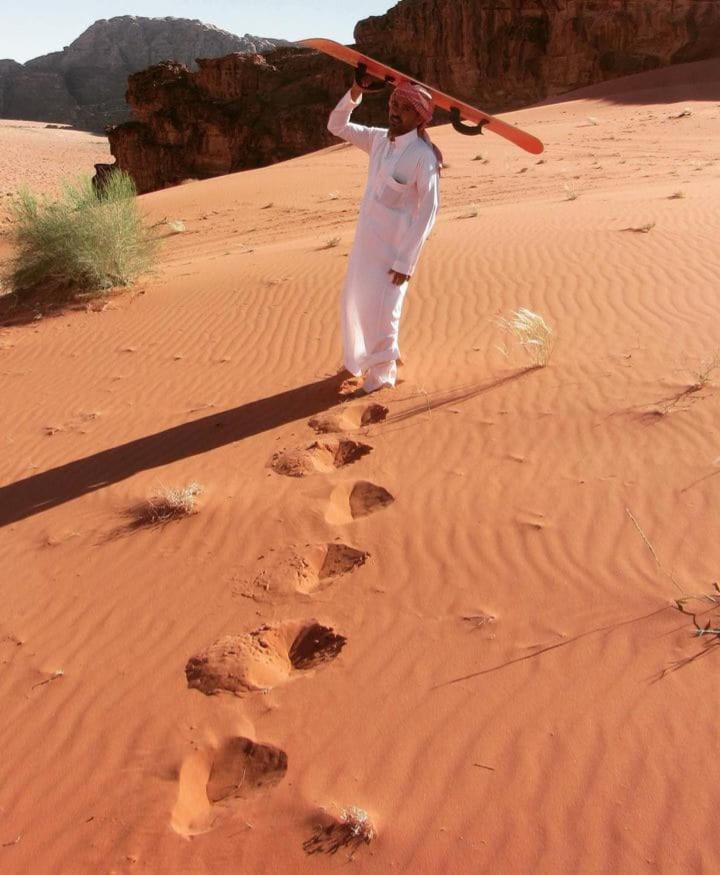 Saleem With Jeep Tour Wadi Rum Exterior foto