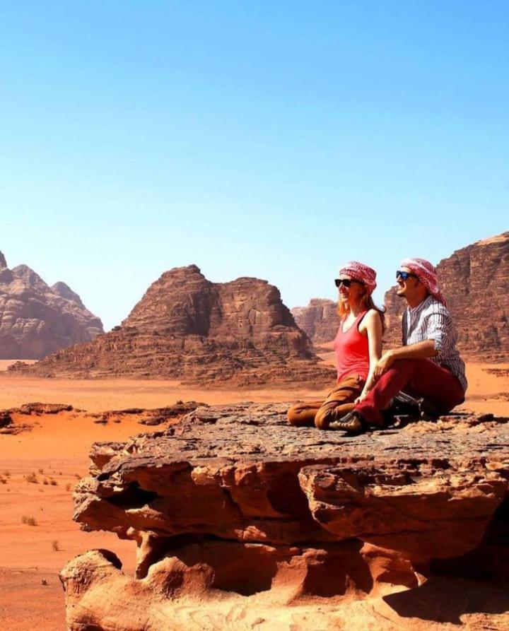 Saleem With Jeep Tour Wadi Rum Exterior foto