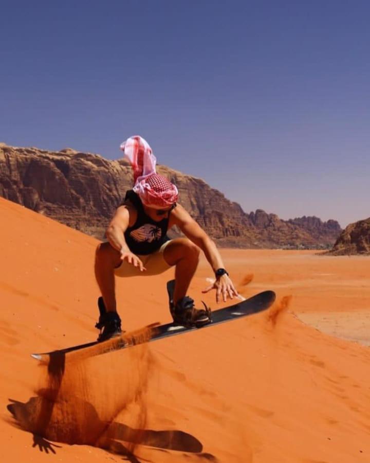 Saleem With Jeep Tour Wadi Rum Exterior foto